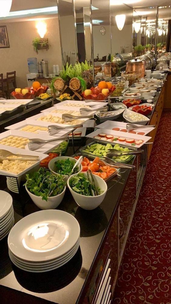 Adana Yukselhan Hotel Eksteriør bilde