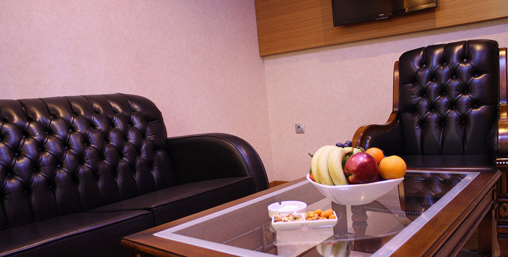 Adana Yukselhan Hotel Eksteriør bilde